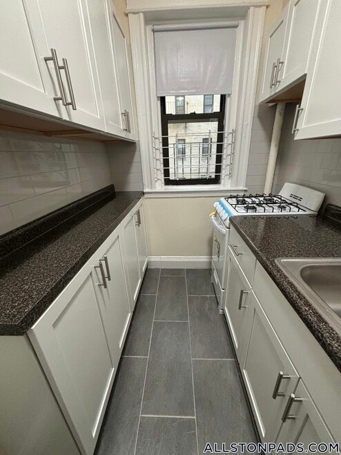 Building Photo - 1144 Commonwealth Ave Building Photo - 1144 Commonwealth Ave