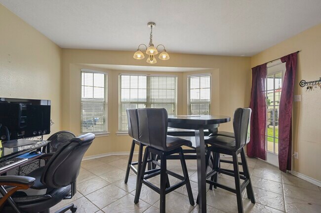 Foto del edificio - 3983 Tiffany Trail