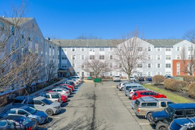 Building Photo - 2101 Reamer Dr
