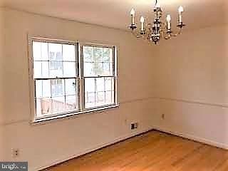 Building Photo - 934 S George Mason Dr