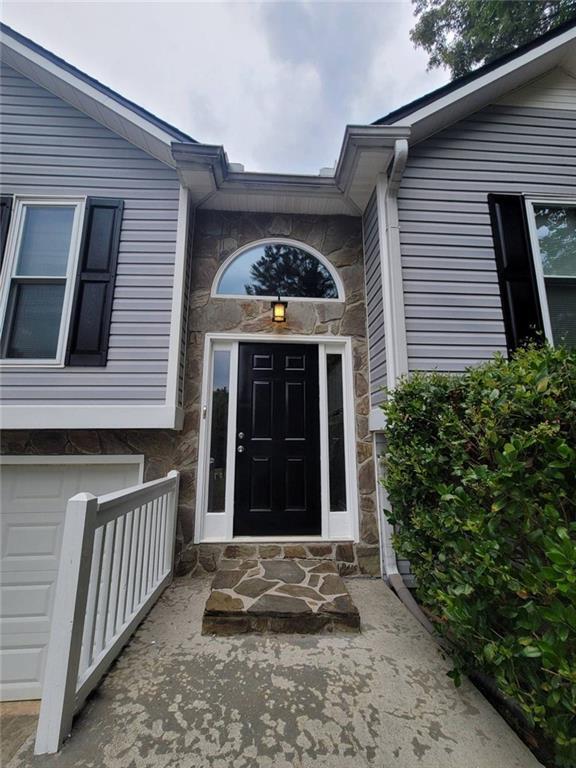 Building Photo - 120 Oak Ridge Dr