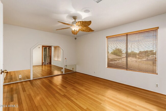 Foto del edificio - 12340 N 72nd Dr