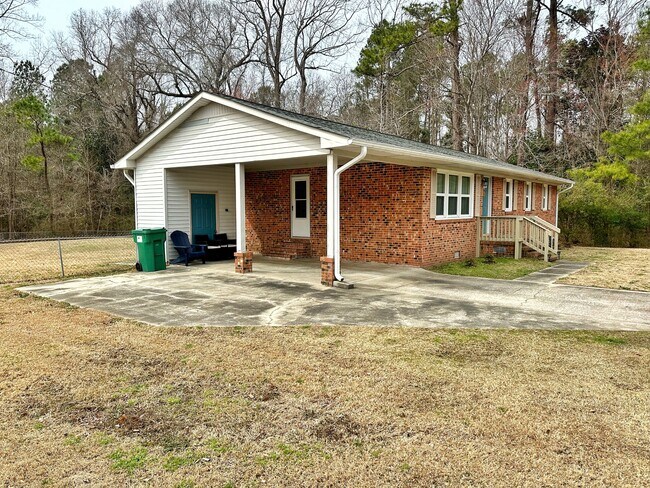 Foto del edificio - 3751 Richlands Hwy