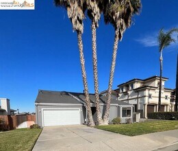 Building Photo - 641 Beaver Ct