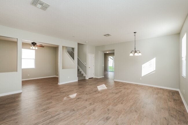 Building Photo - 26951 Stillbrook Dr