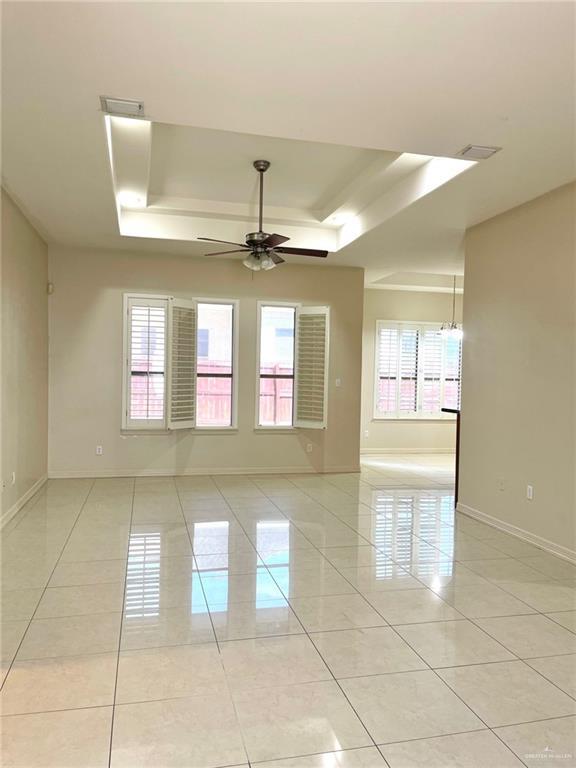 Building Photo - 16 5th St