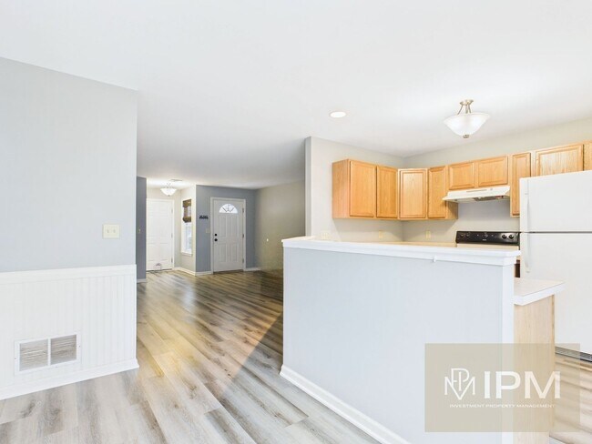 Foto del edificio - Bright 2 Bed, 1.5 Bath Townhome in New Cumberland!