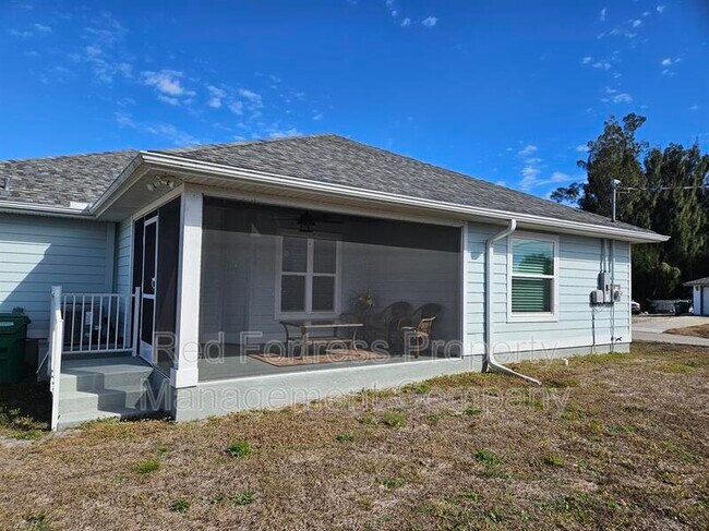 Building Photo - 26527 Angelica Rd