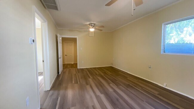 Foto del edificio - 1107 Colleton Dr