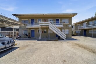 Building Photo - 5534 Eskridge St