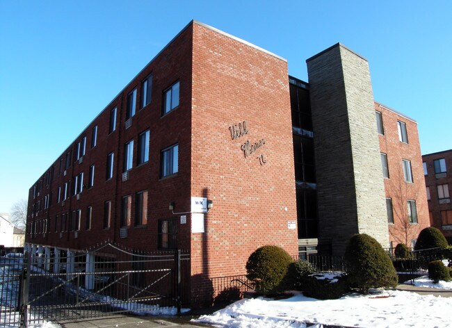 Fotografía del edificio - Webb Manor