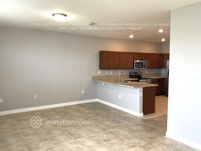 Building Photo - 25182 SW 115th Ave