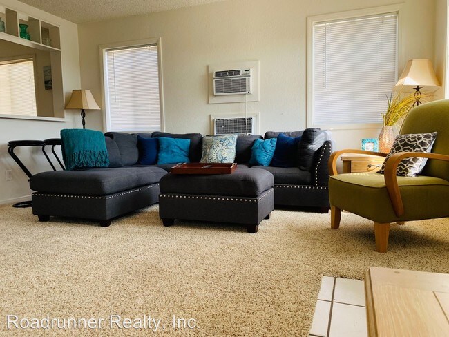 Foto del edificio - 2 br, 1 bath House - 5656 Mariposa Ave.