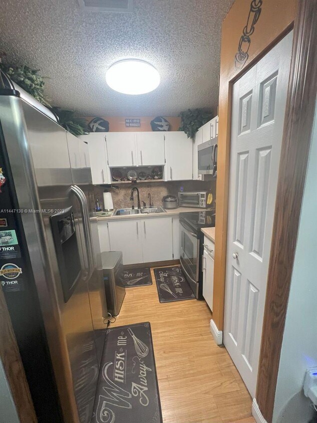 Primary Photo - 7755 W 30th Ct