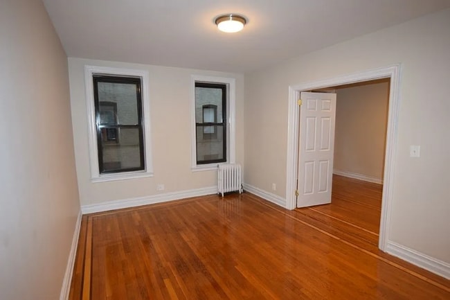 Building Photo - 25-10 31st Ave