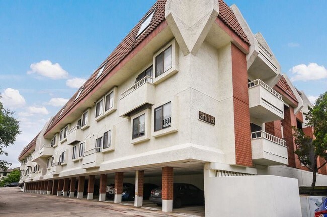 Foto del edificio - 3115 Helms St