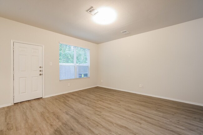 Foto del edificio - 1027 Imperial Bend Dr