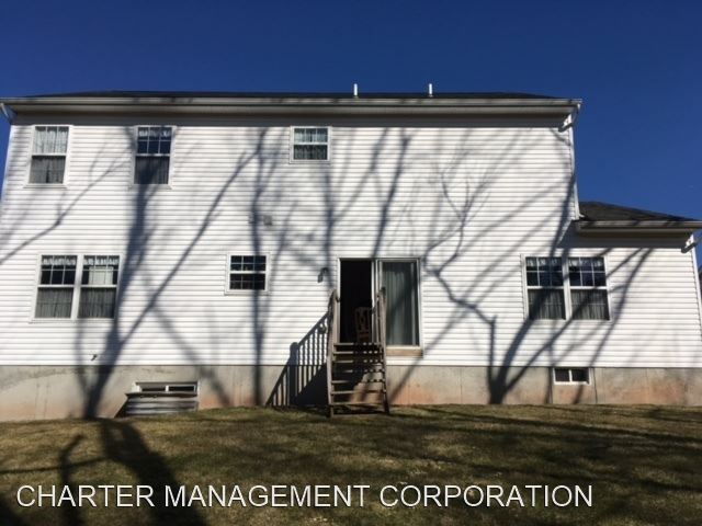 Foto del edificio - 4 br, 2.5 bath House - 2066 Canyon Creek