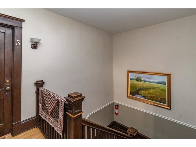 Foto del edificio - 2327 27th Ave S