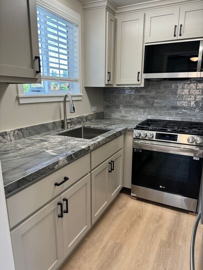 Photo - 173 Saranap Ave House