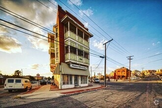 Building Photo - 700 Mundy Dr