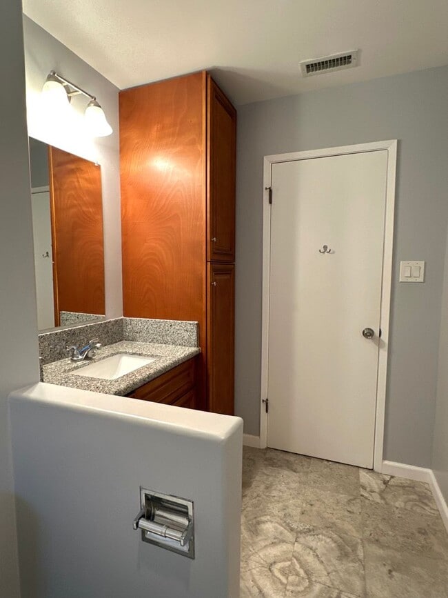 Building Photo - Maricopa