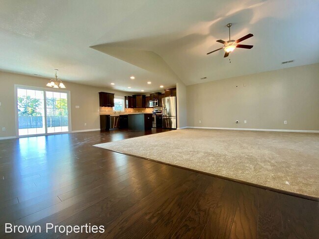 Building Photo - 3 br, 2 bath House - 835 Solomon Drive