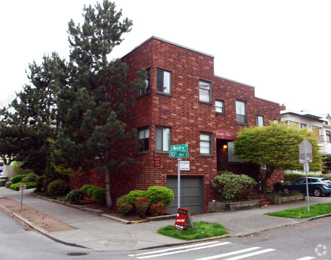 Foto del edificio - Jennifer Anne Apartments
