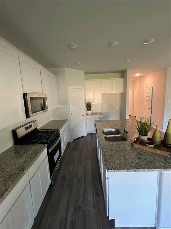 Foto del edificio - 26014 Emory Hollow Dr Dr