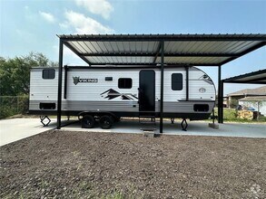 Building Photo - 4714 Wynn Dr