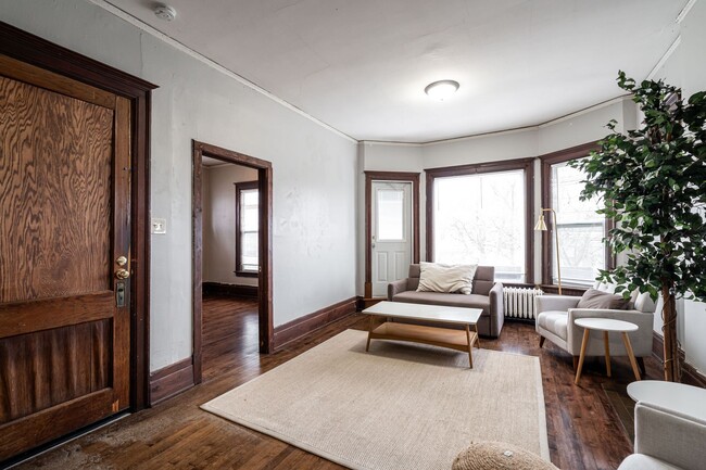 Foto del edificio - 2943 N Maryland Ave