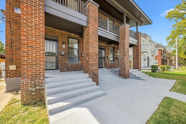 Foto del edificio - 2395 Forrest Avenue Unit 3