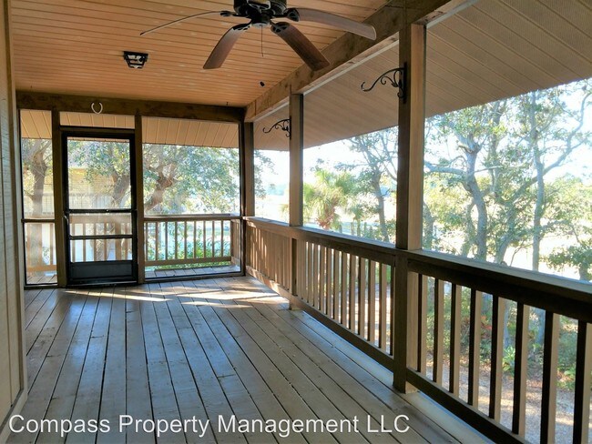 Building Photo - 3 br, 3 bath House - 1931 Scenic Drive