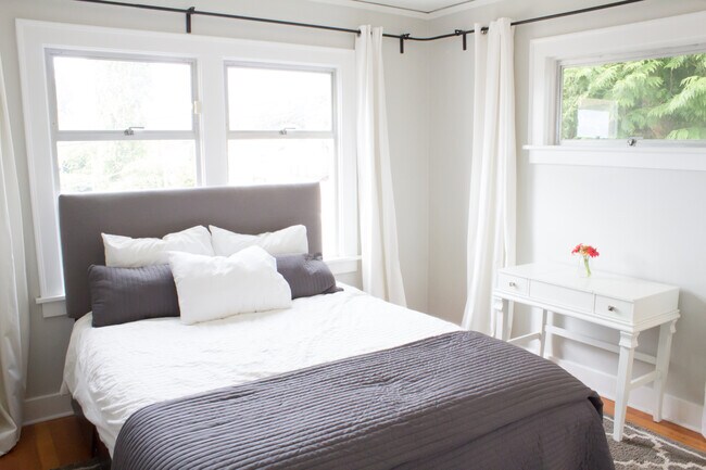 Foto del edificio - 4117 SW Holly St