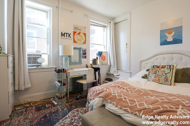 Foto del edificio - 55 Thatcher St