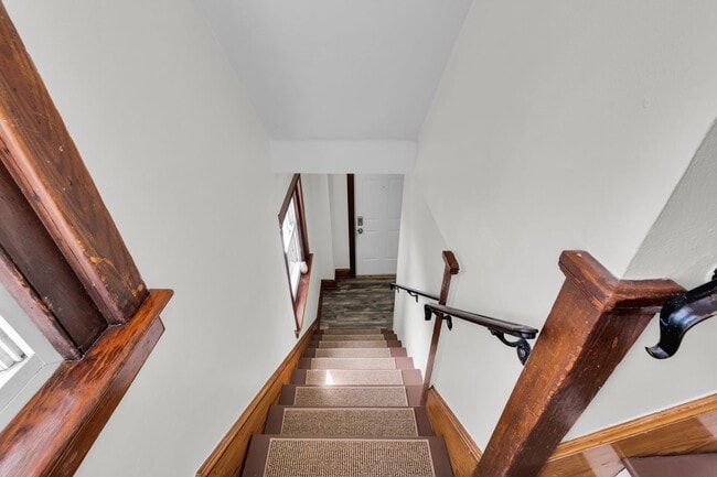 Building Photo - 2506 Willow Park Rd