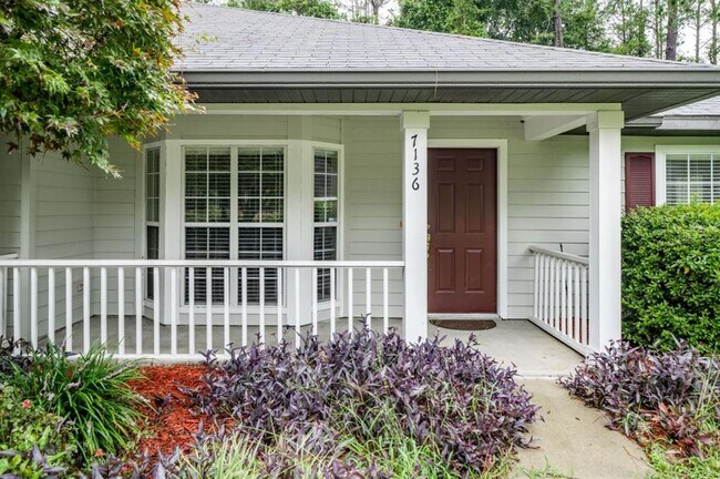 Building Photo - 7136 SW 81st Dr