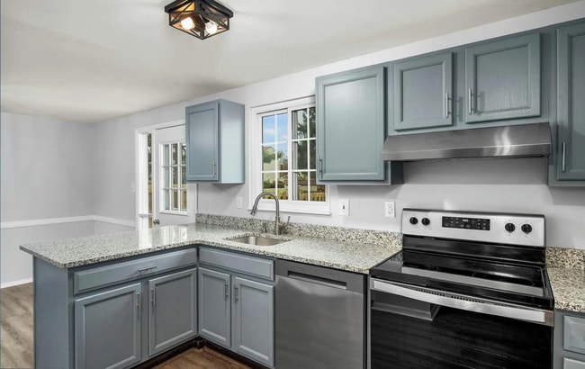 Building Photo - 1721 Springhouse Ct