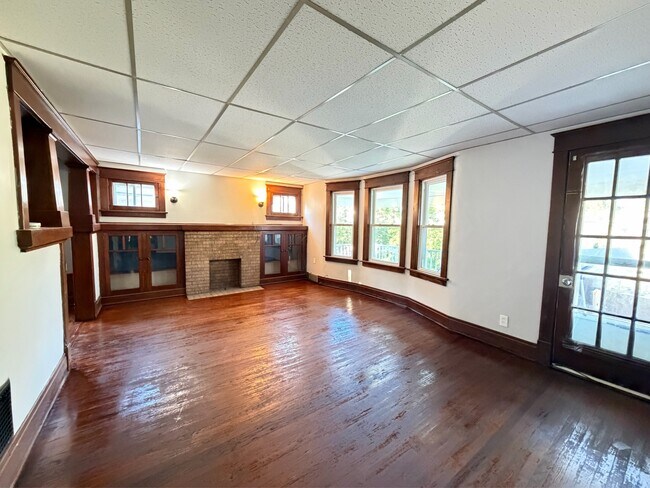 Foto del edificio - 418 Colvin Ave
