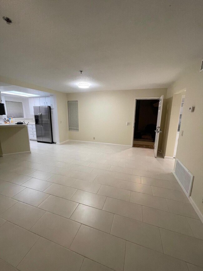 Foto del edificio - 2700 Lawrence Crossley Rd