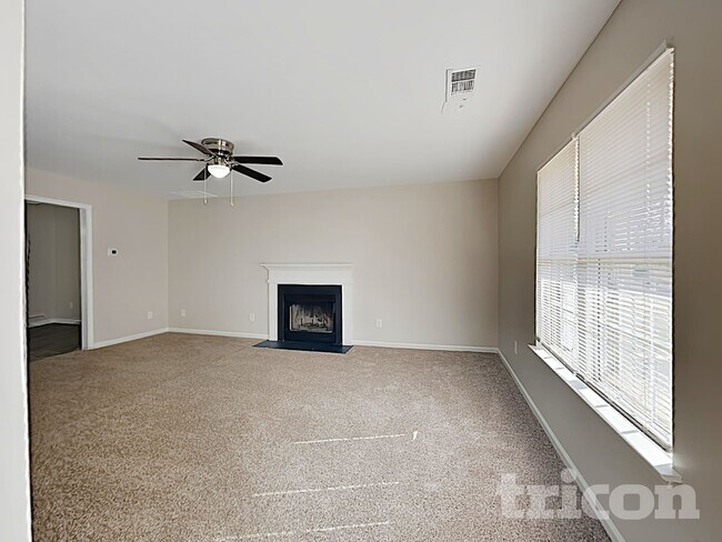 Building Photo - 1481 Mitchell Glen St