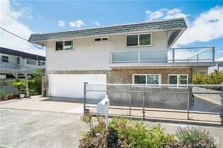 Building Photo - 1565 Ala Lani St