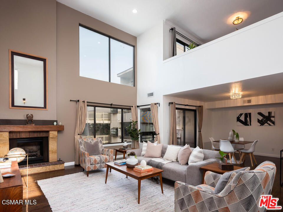 Foto principal - 4675 Willis Ave