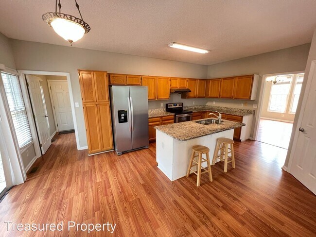 Building Photo - 4 br, 2.5 bath House - 120 Swan Quarter Dr