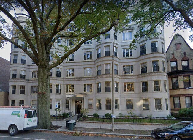 Building Photo - 1477 Beacon St