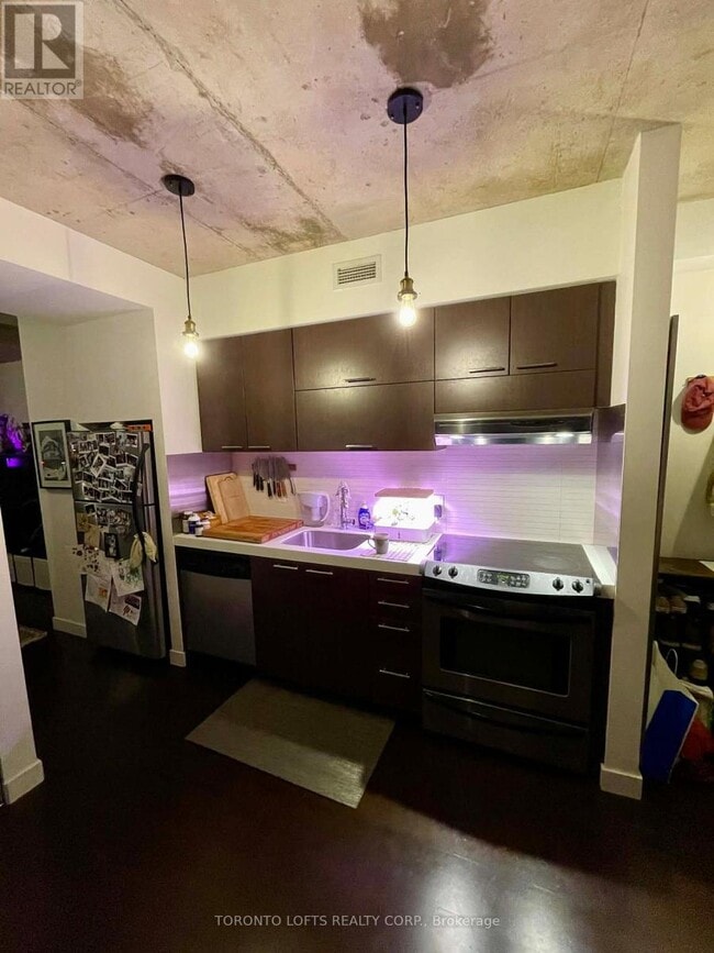 Photo du bâtiment - 55 Stewart St