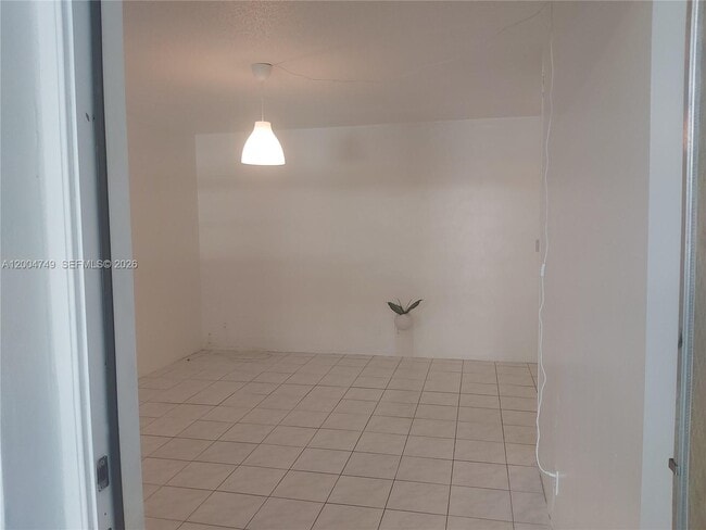 Foto del edificio - 1300 N 17th Ave