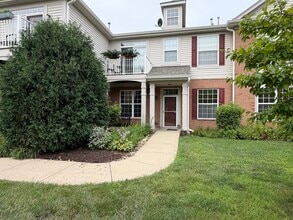 Building Photo - 10215 Camden Ln