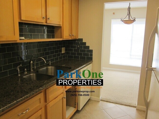 Building Photo - Spacious One Bedroom in Walnut Creek Keys!