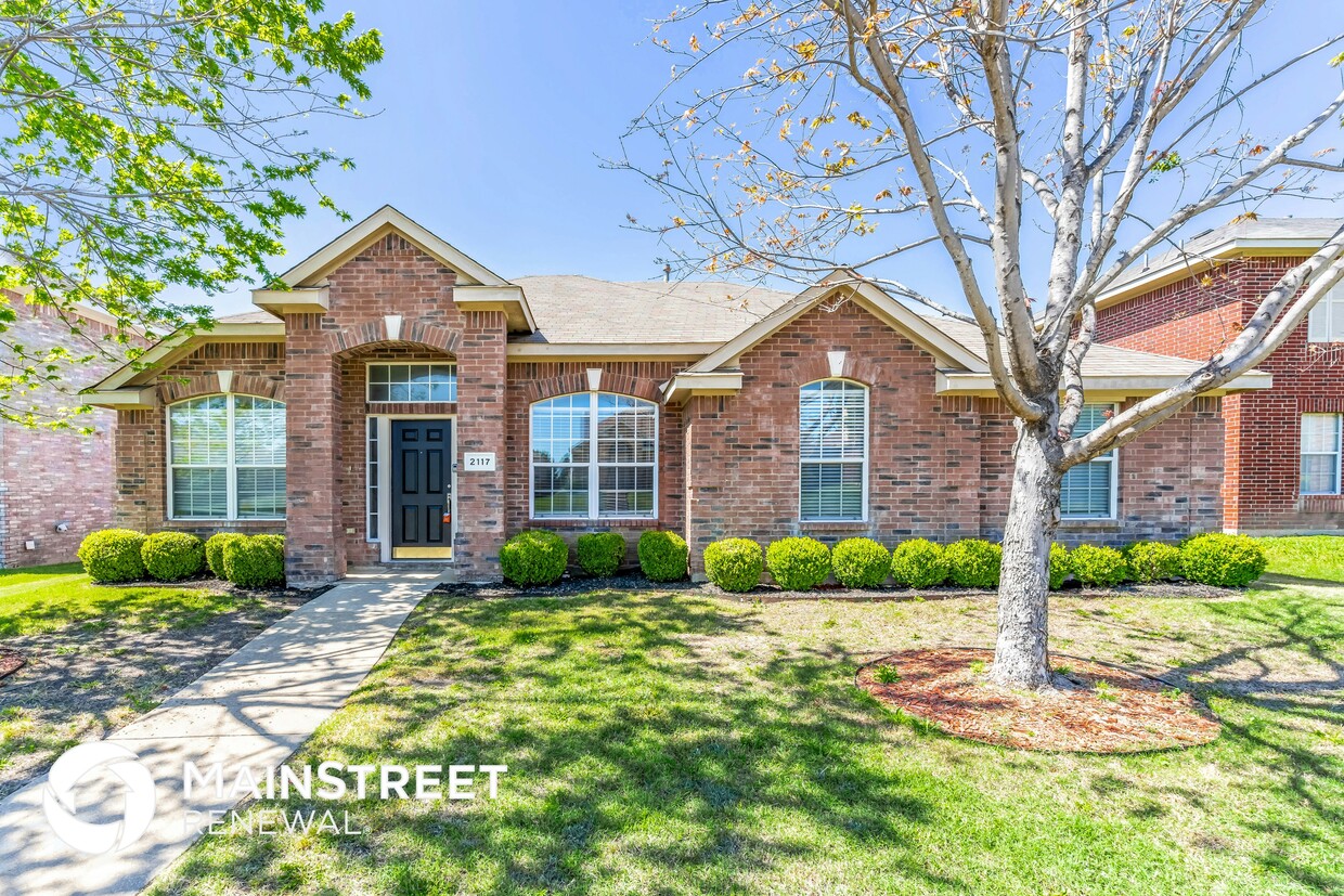 Foto principal - 2117 Hickory Ridge Dr